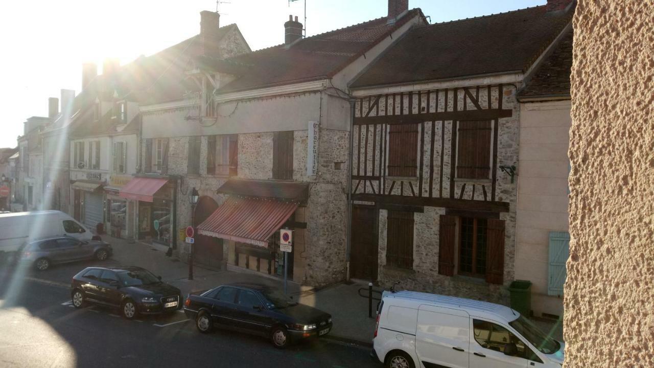 Appartement Cosy Et Chaleureux Saint-Arnoult-en-Yvelines Exterior foto